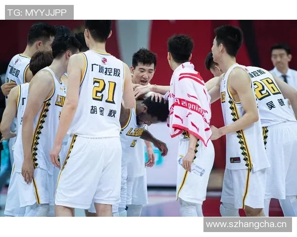 青岛足球与CBA球队排名对比，谁更具影响力？